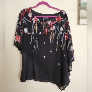 Bloomchic floral blouse top 14/16 NWT Black